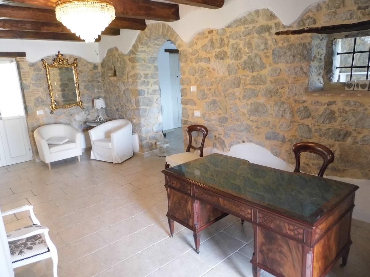 Aia Antica Bed & Breakfast Monte San Biagio Eksteriør bilde